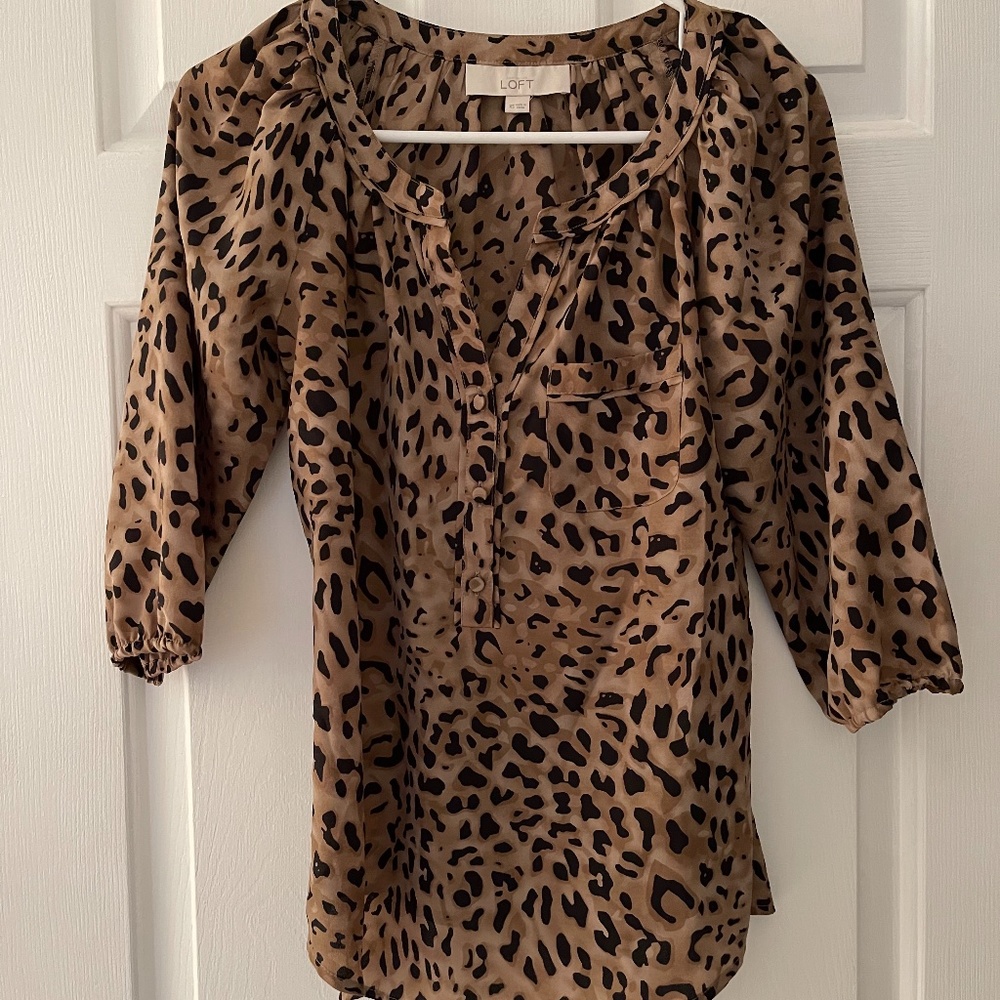 Leopard print Loft blouse